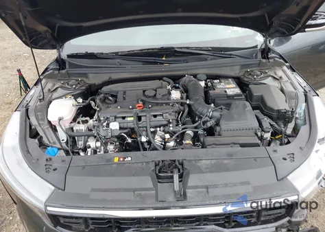 2025 Kia K4 Gt-Line Turbo z USA, uszkodzony, nr VIN 3KPFW4DC9SE084852